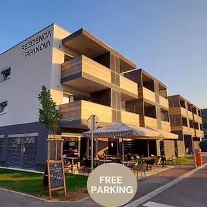 & Burgers Rezidenca Pipanova Apartahotel